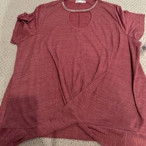 Retrology Womens Plus Size Short Sleeve Key Hole Neck Twist Shirt Bling Size 2X